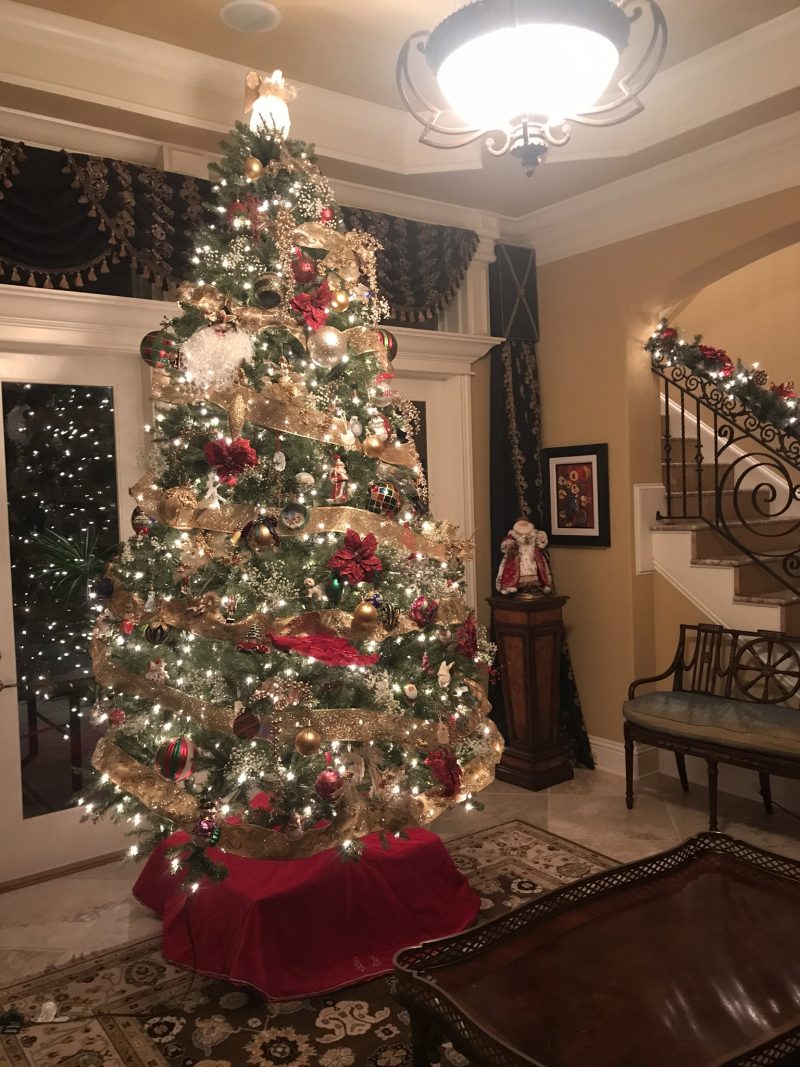 5 Ways To Elevate Your Christmas Tree With A Riser